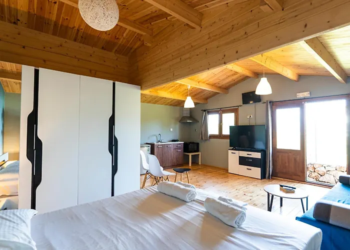 Golden Sun Chalet Agios Christoforos (Lefkada)